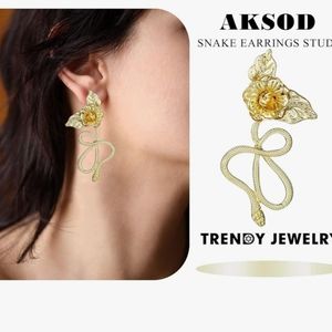 Anthropologie Serpent & Roses Statement Earrings. ✨️